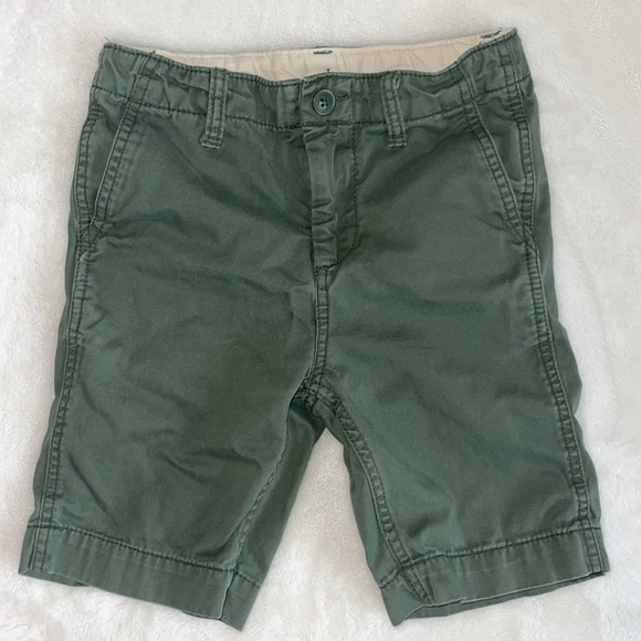 GAP Kid’s shorts - Picture 1 of 3
